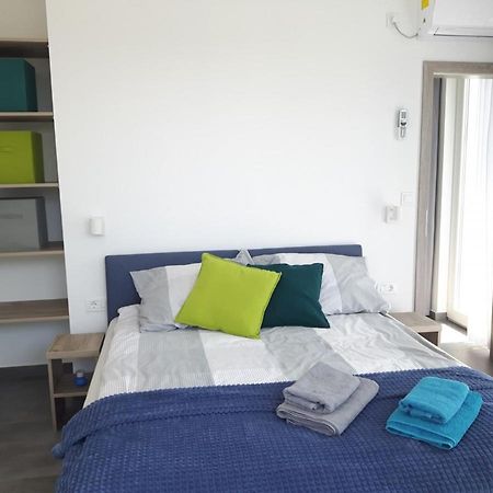 Apartmani Dalmacjia Grebastica Bagian luar foto
