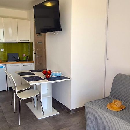 Apartmani Dalmacjia Grebastica Bagian luar foto