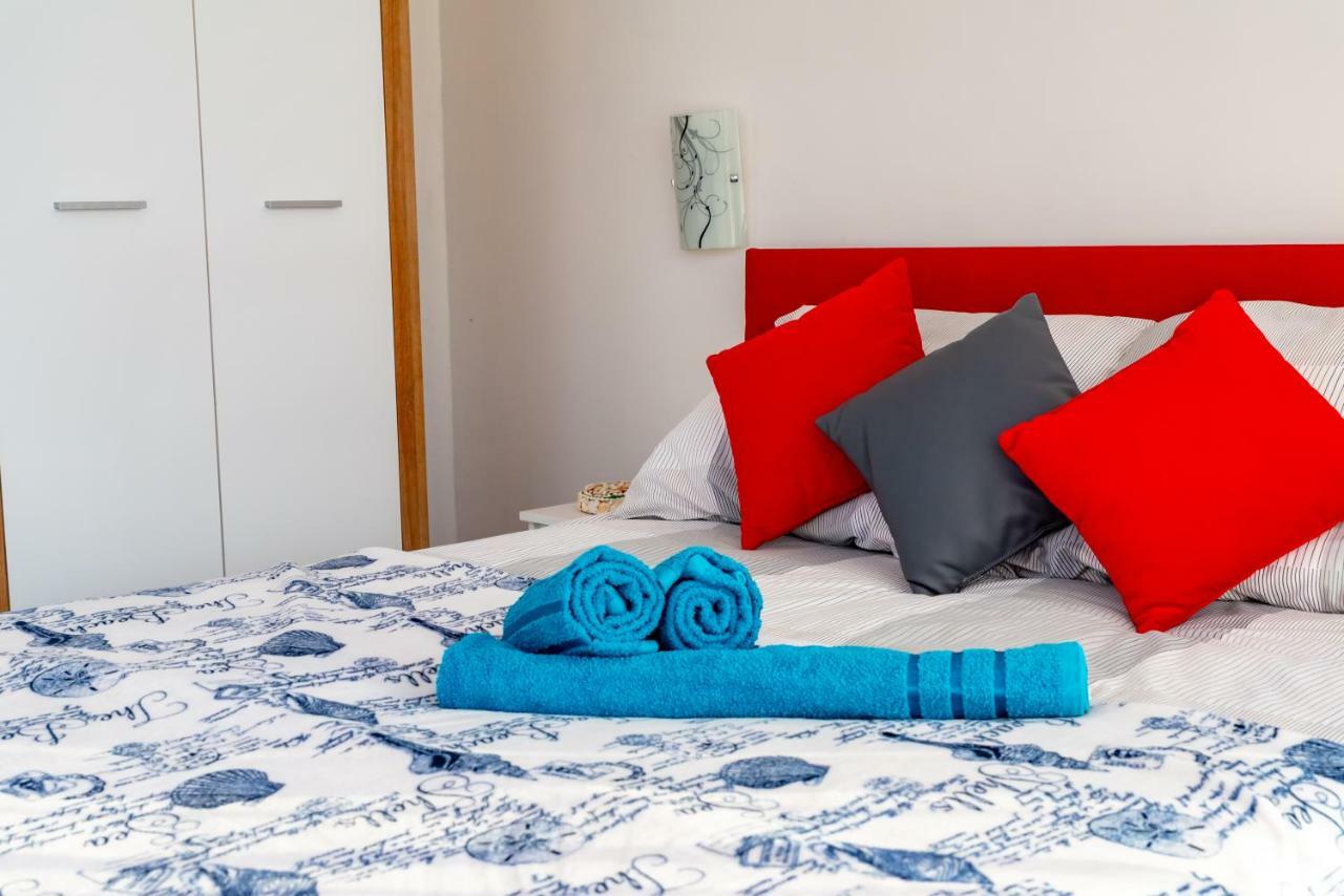 Apartmani Dalmacjia Grebastica Bagian luar foto
