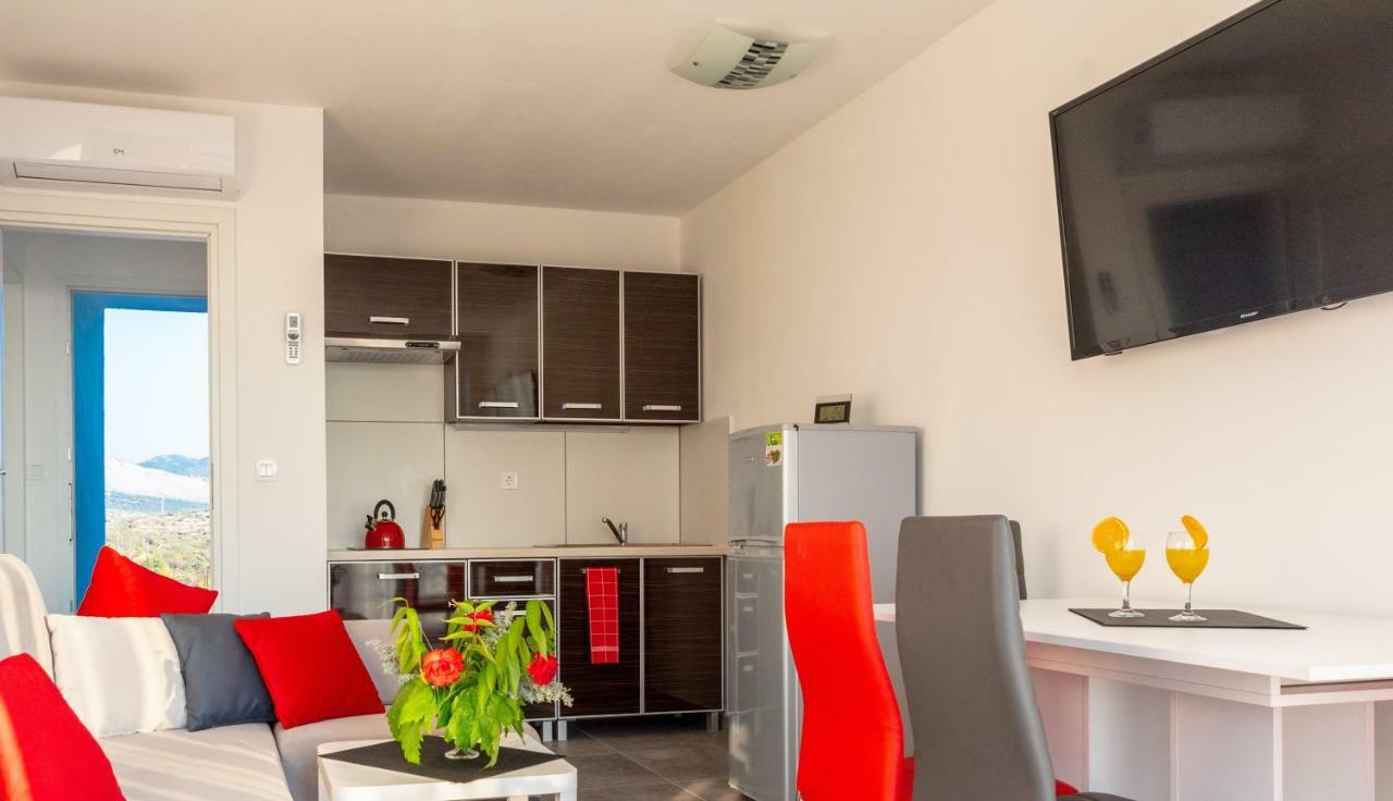 Apartmani Dalmacjia Grebastica Bagian luar foto