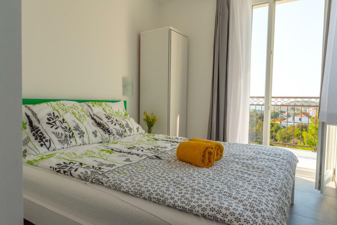 Apartmani Dalmacjia Grebastica Bagian luar foto