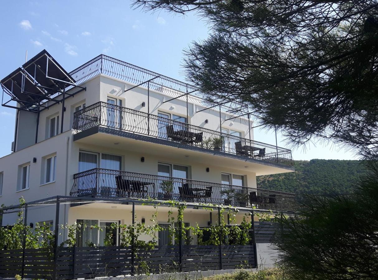 Apartmani Dalmacjia Grebastica Bagian luar foto